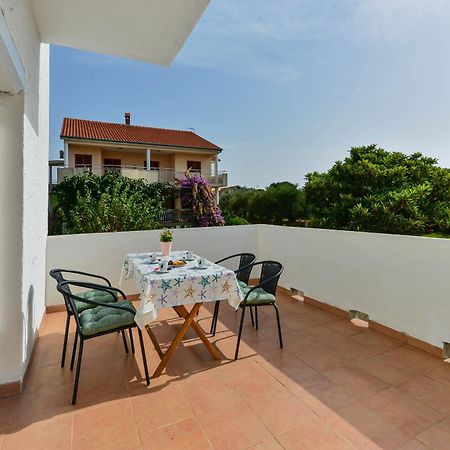 Apartments Citrus Турань Екстер'єр фото