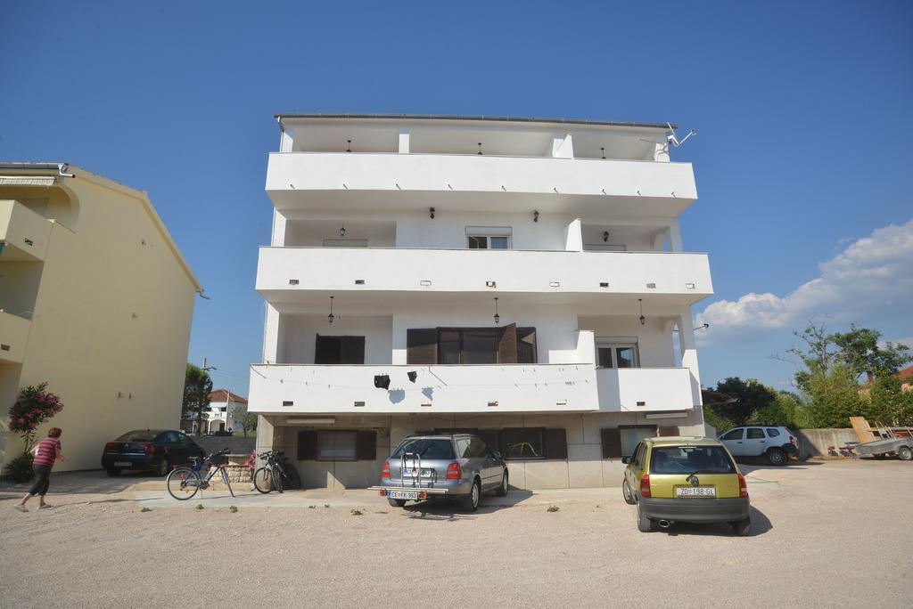 Apartments Citrus Турань Екстер'єр фото