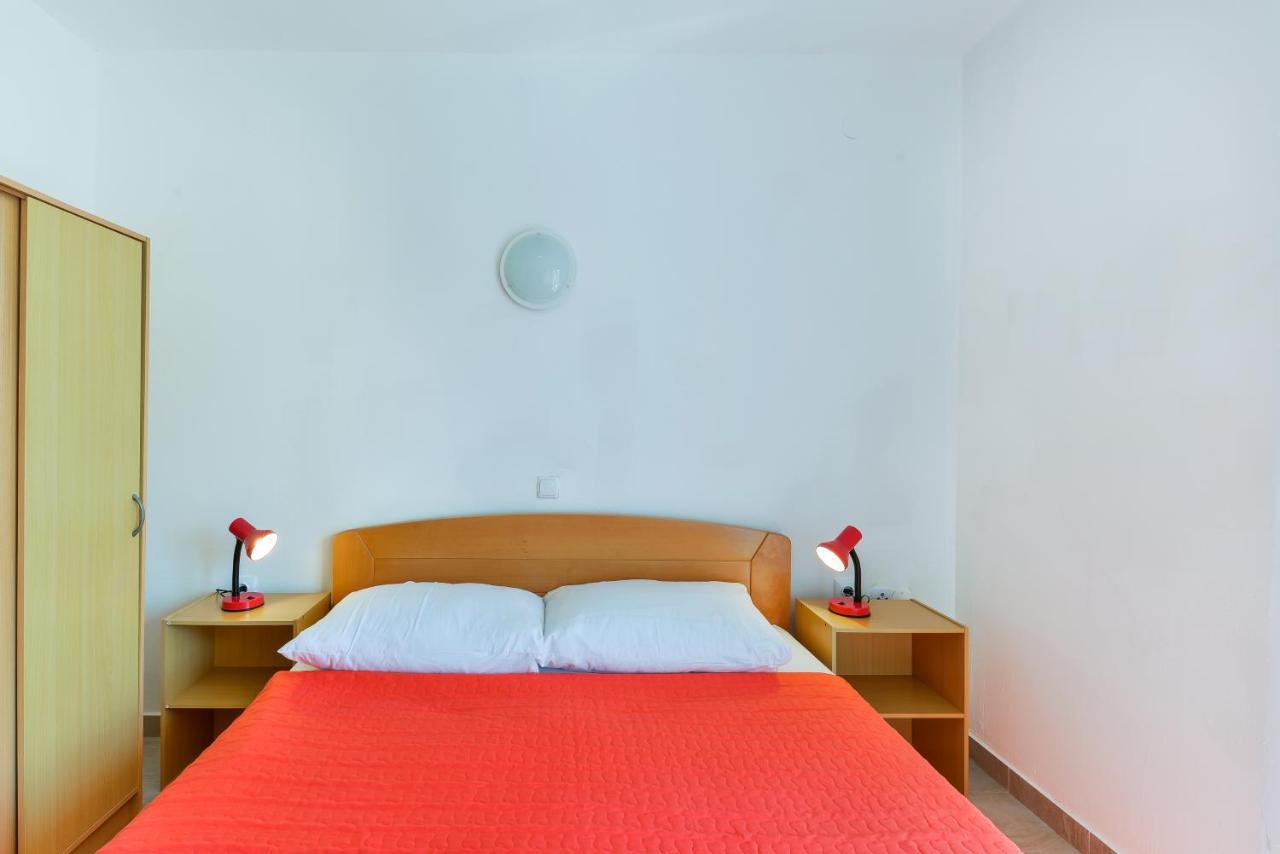 Apartments Citrus Турань Екстер'єр фото
