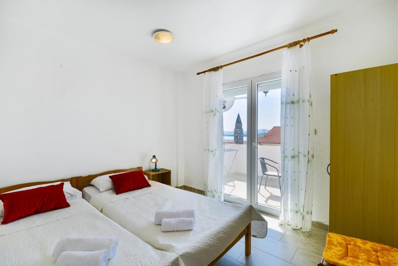 Apartments Citrus Турань Екстер'єр фото