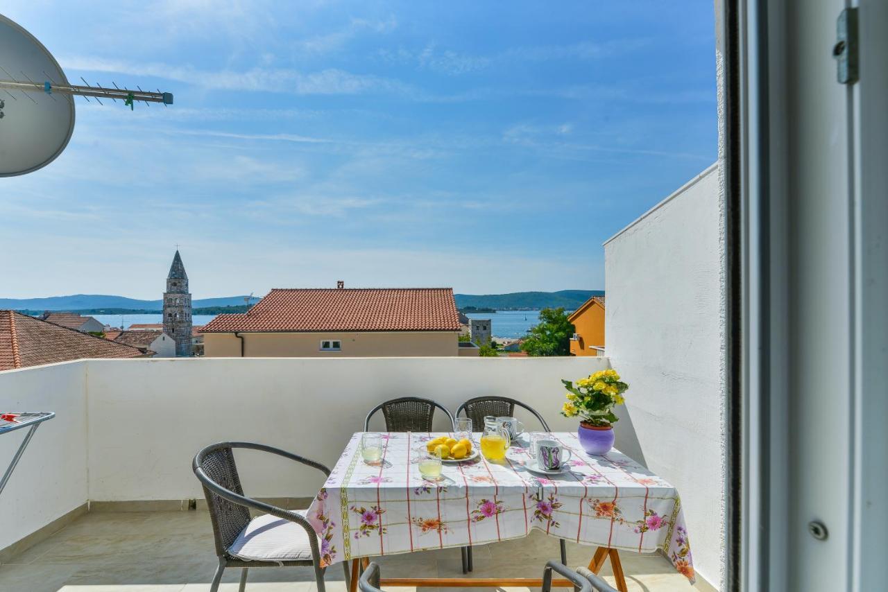 Apartments Citrus Турань Екстер'єр фото