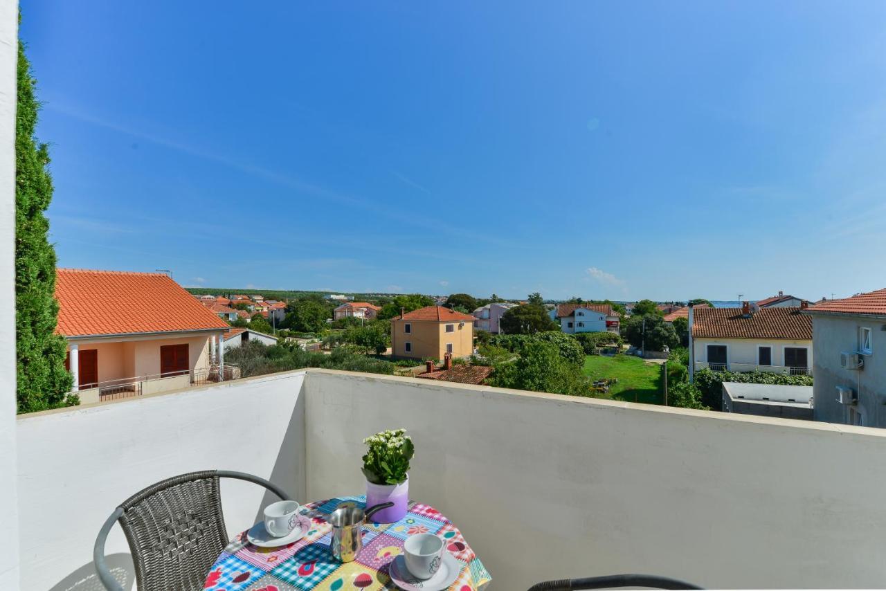 Apartments Citrus Турань Екстер'єр фото