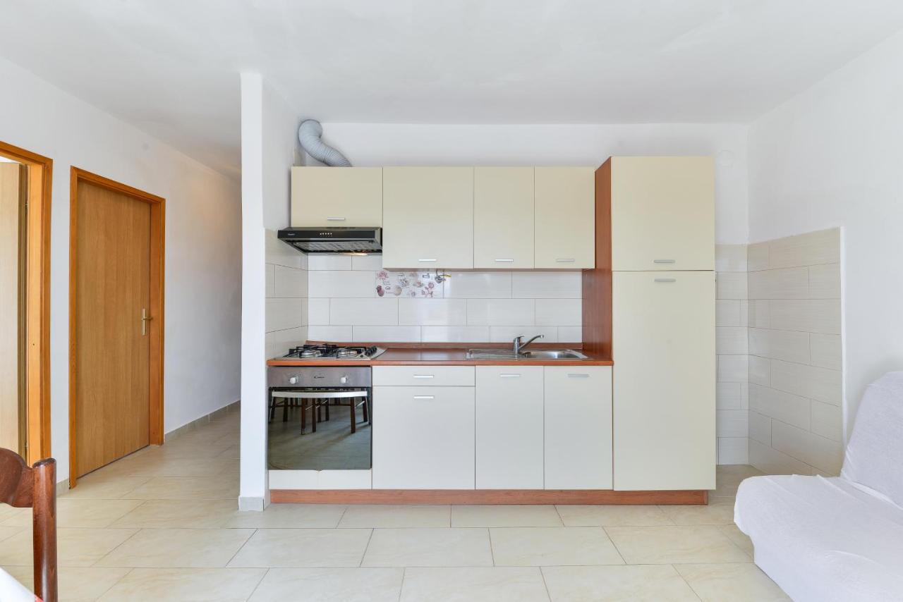 Apartments Citrus Турань Екстер'єр фото