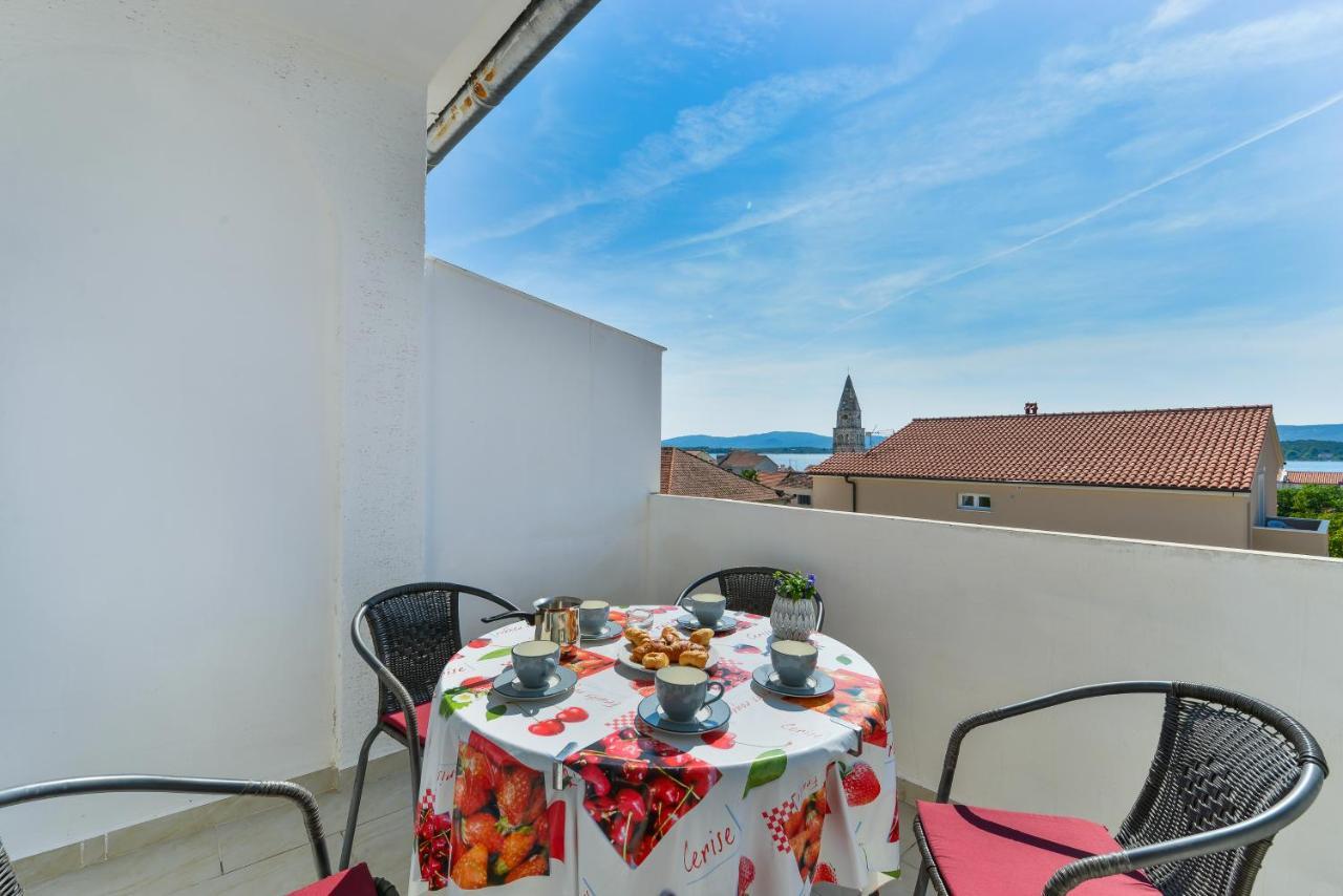 Apartments Citrus Турань Екстер'єр фото