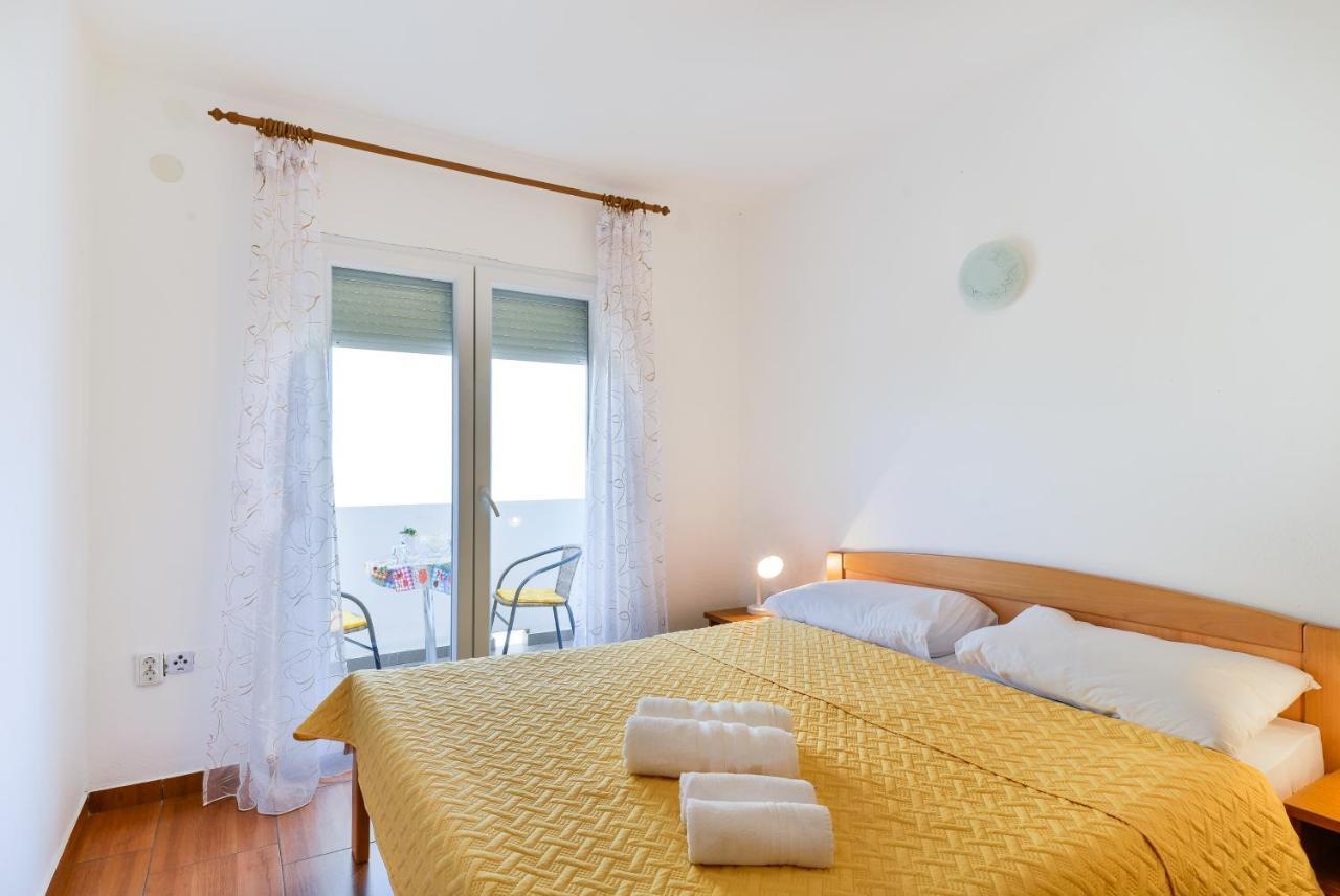 Apartments Citrus Турань Екстер'єр фото