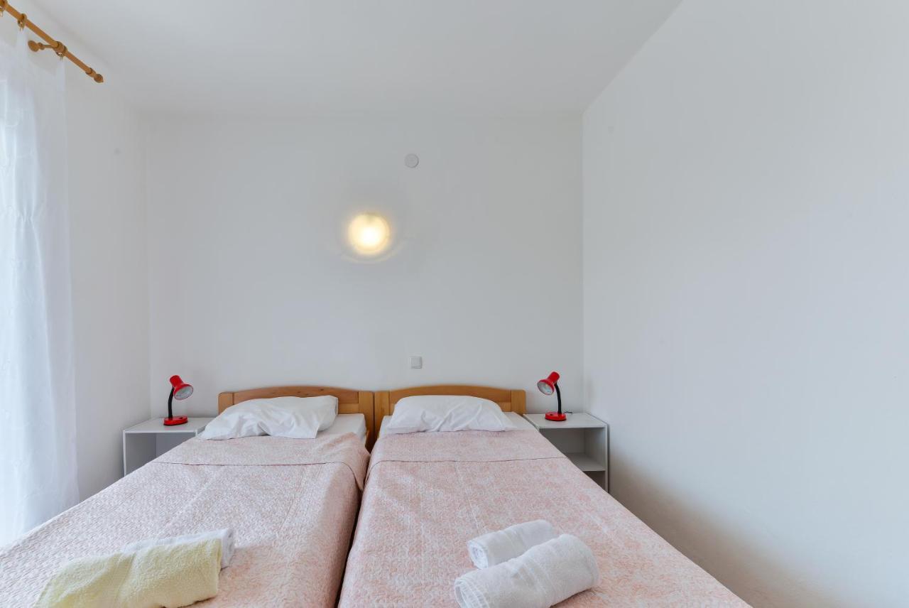 Apartments Citrus Турань Екстер'єр фото
