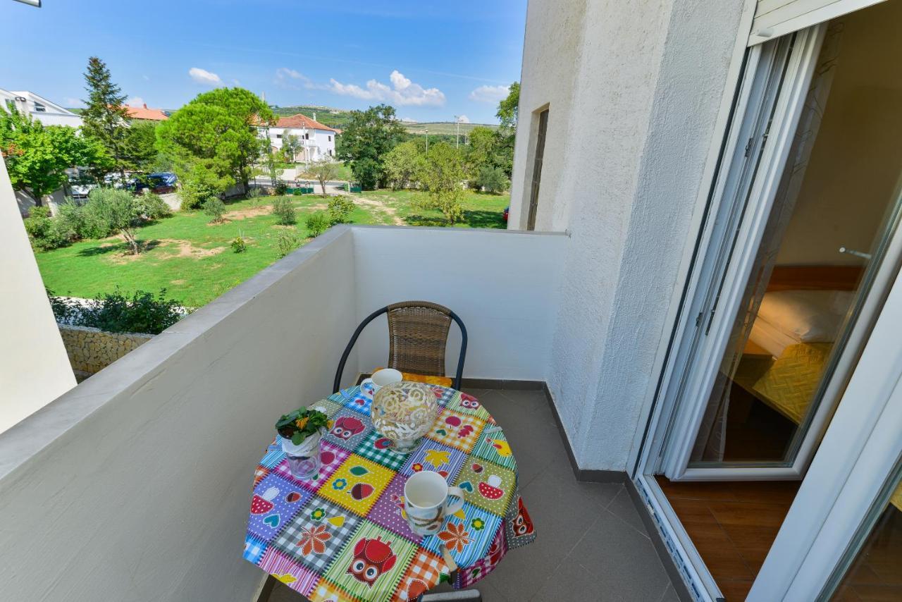 Apartments Citrus Турань Екстер'єр фото