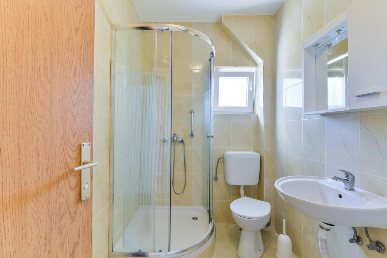 Apartments Citrus Турань Екстер'єр фото